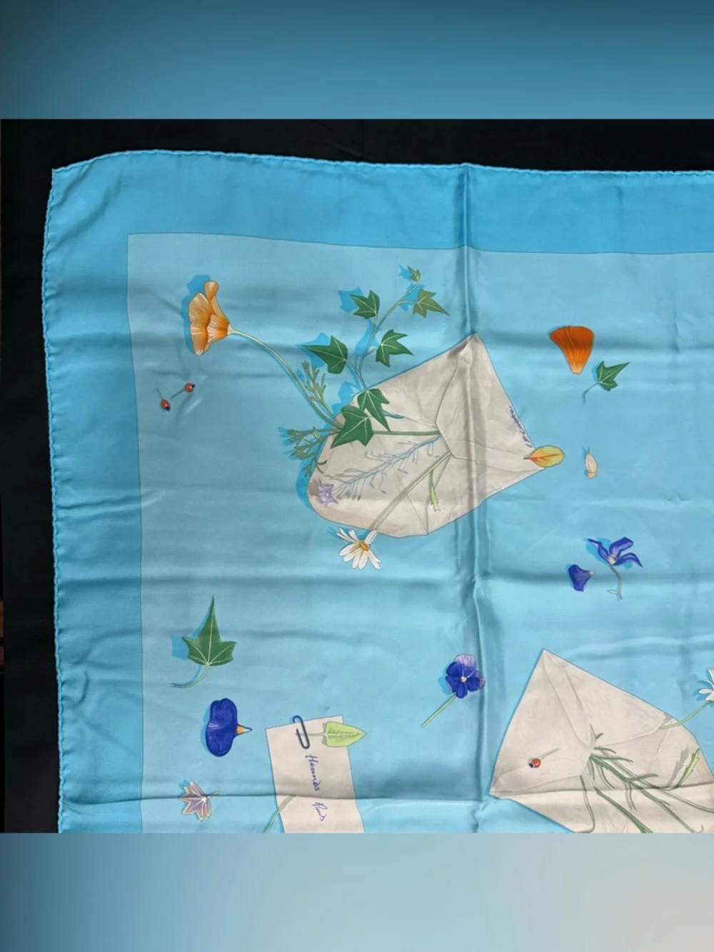 Hermes Silk Scarf Des Fleurs Pour Le Dire Blue Flowers White Love Letters - Picture 4 of 12